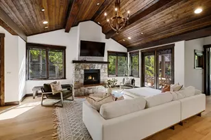 10120 Sagebrush Ct, Truckee, CA 96161 - Photo 1