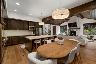 10120 Sagebrush Ct, Truckee, CA 96161 - Photo 9