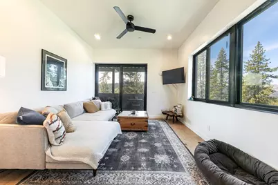 13011 Palisade Street, Truckee, CA 96161 - Photo 19