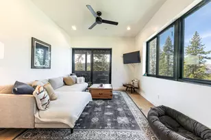 13011 Palisade St, Truckee, CA 96161 - Photo 19