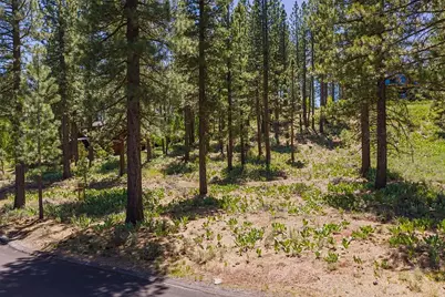 7540 Lahontan Drive, Truckee, CA 96161 - Photo 3