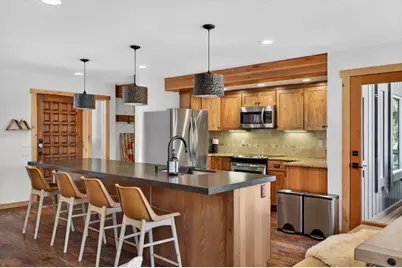 10762 Ponderosa Drive, Truckee, CA 96161 - Photo 11