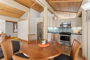 12588 Bernese Ln, Truckee, CA 96161 - Photo 5