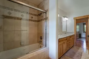 16225 Pine Ct, Truckee, CA 96161 - Photo 15