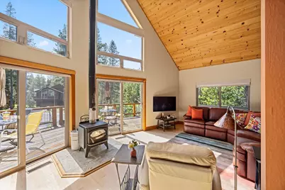 6104 Serene Road, Soda Springs, CA 95728 - Photo 9