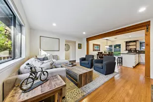 10895 Jeffrey Pine Rd, Truckee, CA 96161 - Photo 11