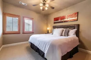 11855 Hope Ct, Truckee, CA 96161 - Photo 23