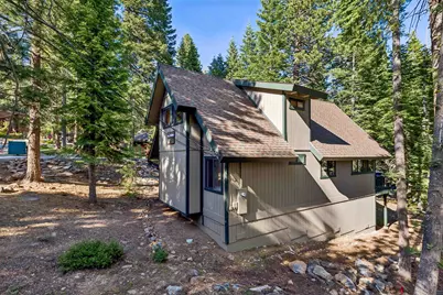 11933 Chamonix Road, Truckee, CA 96161 - Photo 3