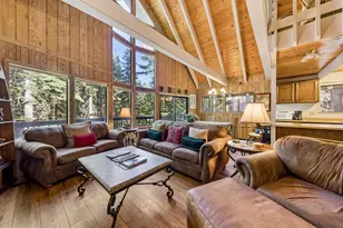 11933 Chamonix Rd, Truckee, CA 96161 - Photo 7