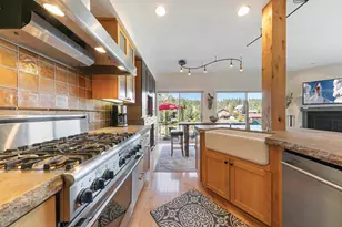 10050 SE River St, Truckee, CA 96161 - Photo 11