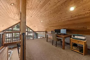 12480 Rainbow Dr, Truckee, CA 96161 - Photo 21