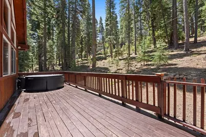 12480 Rainbow Drive, Truckee, CA 96161 - Photo 11