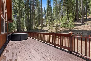 12480 Rainbow Dr, Truckee, CA 96161 - Photo 11