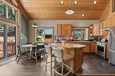 12480 Rainbow Drive, Truckee, CA 96161 - Photo 9