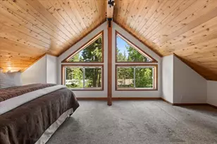 12480 Rainbow Dr, Truckee, CA 96161 - Photo 23