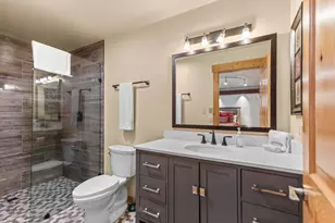 10871 Silver Fir Dr, Truckee, CA 96161 - Photo 19