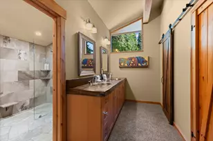 10871 Silver Fir Dr, Truckee, CA 96161 - Photo 13