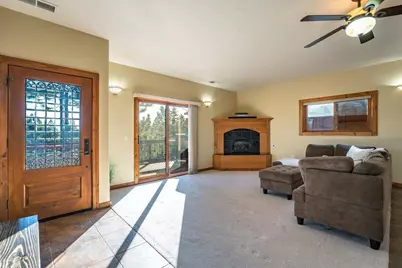 16725 Skislope Way #5, Truckee, CA 96161 - Photo 5