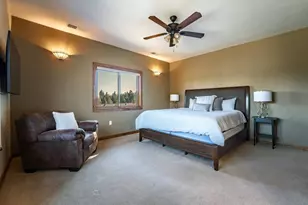 16725 Skislope Way, Truckee, CA 96161 - Photo 11