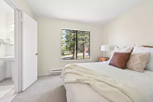 11517 Snowpeak Way, Truckee, CA 96161 - Photo 19