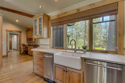 12420 Springbrook Place, Truckee, CA 96161 - Photo 11