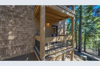 4063 Coyote Fork, Truckee, CA 96161 - Photo 3