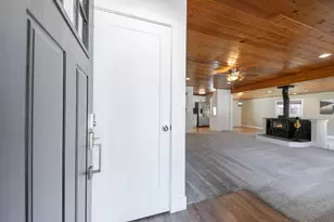 10227 E Laburnham Circle, Truckee, CA 96161 - Photo 5