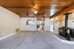 10227 E Laburnham Circle, Truckee, CA 96161 - Photo 7