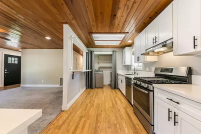 10227 E Laburnham Circle, Truckee, CA 96161 - Photo 9