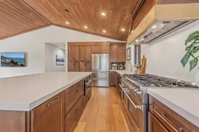 12434 Snowpeak Way, Truckee, CA 96161 - Photo 9