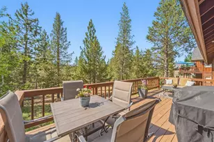 12434 Snowpeak Way, Truckee, CA 96161 - Photo 5