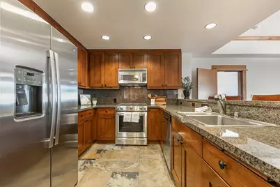 8001 Northstar Drive #301, Truckee, CA 96161 - Photo 5