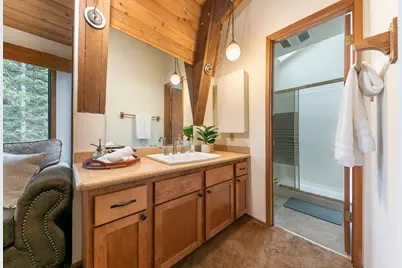10974 Bolzano Way, Truckee, CA 96161 - Photo 17