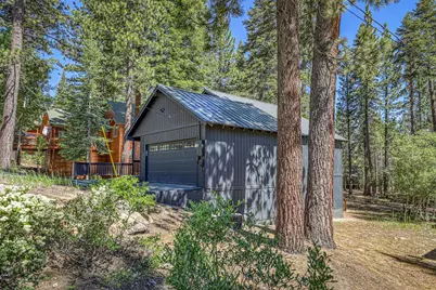 11848 Snowpeak Way, Truckee, CA 96161 - Photo 1