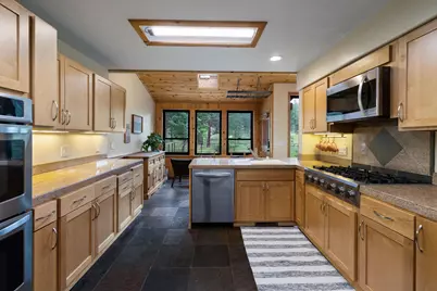 16139 Lancaster Place, Truckee, CA 96161 - Photo 11