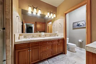 11898 Hope Ct, Truckee, CA 96161 - Photo 13