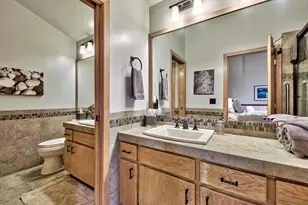 253 Basque, Truckee, CA 96161 - Photo 15