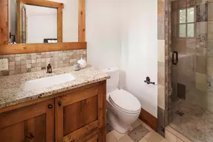 8510 Buena Vista Ct, Truckee, CA 96161 - Photo 17