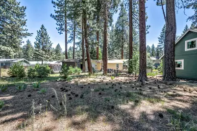 8221 Golden Avenue, Kings Beach, CA 96143 - Photo 21