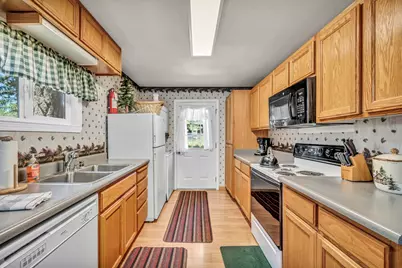 8221 Golden Avenue, Kings Beach, CA 96143 - Photo 9