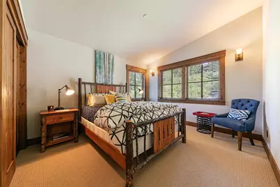2392 Overlook Place, Truckee, CA 96161 - Photo 15