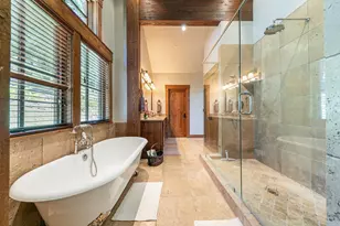 2392 Overlook Pl, Truckee, CA 96161 - Photo 11