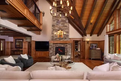 8133 Valhalla Drive, Truckee, CA 96161 - Photo 5