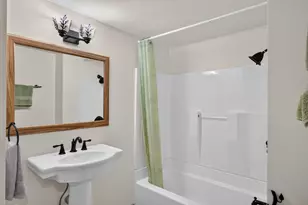 3219 Lake Dr, Soda Springs, CA 95728 - Photo 17