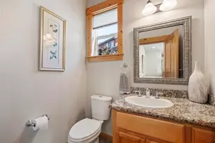 10193 Martis Valley Rd, Truckee, CA 96161 - Photo 13