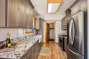 10193 Martis Valley Rd, Truckee, CA 96161 - Photo 11