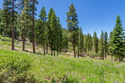19080 Glades Place, Truckee, CA 96161 - Photo 13