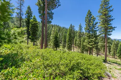 19080 Glades Place, Truckee, CA 96161 - Photo 11