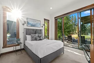 10129 Corrie Ct, Truckee, CA 96161 - Photo 17