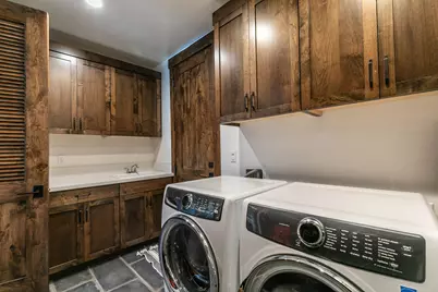 10129 Corrie Court, Truckee, CA 96161 - Photo 13